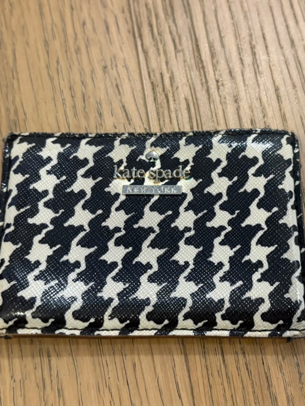 Kate Spade black & white card wallet